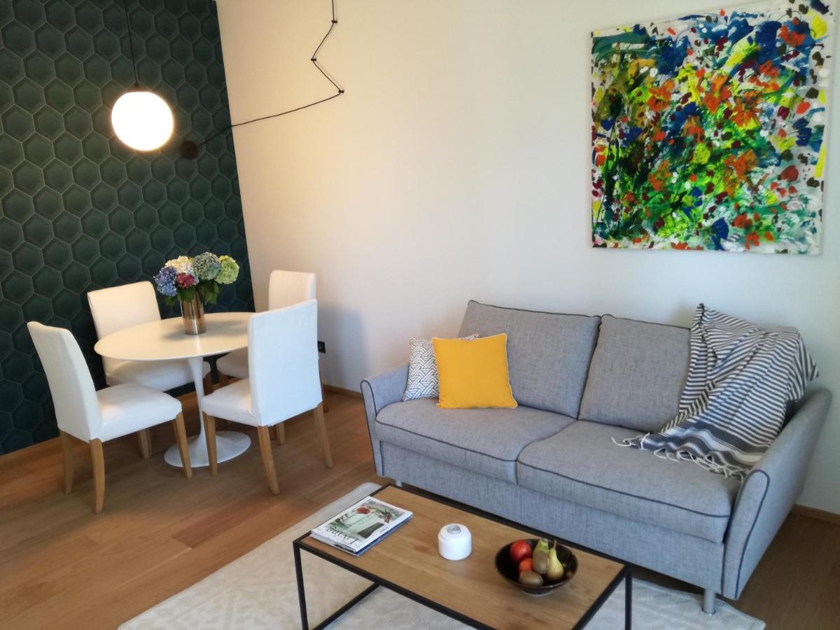 Suite 51 Appartamento Con Terrazzo A 50 Mt Dal Lago - Private Parking (Adults Only) Arona Exterior photo